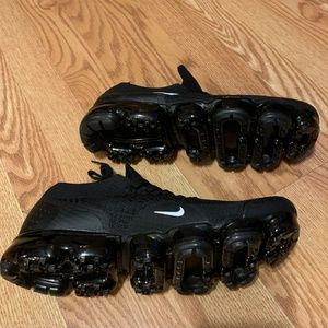 NIKE AIR VAPORMAX FLYKNIT 2